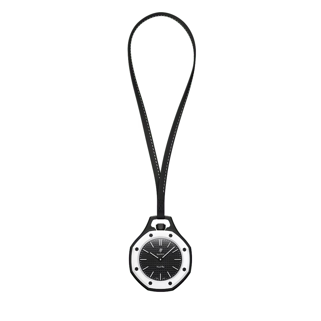 OCHO NEGRO Materiale della cassa SWATCH BIOCERAMIC Impermeabile 2 Bar Movimento Meccanico (USATO COME NUOVO)